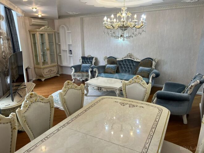 3-комн. новостройка - м. 28 мая - 130 м² (2)