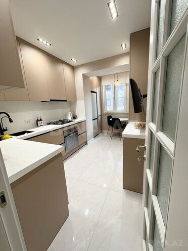 3 otaqlı köhnə tikili - Memar Əcəmi m. - 90 m² (9)
