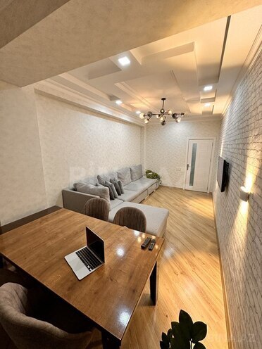 2 otaqlı yeni tikili - İnşaatçılar m. - 100 m² (17)