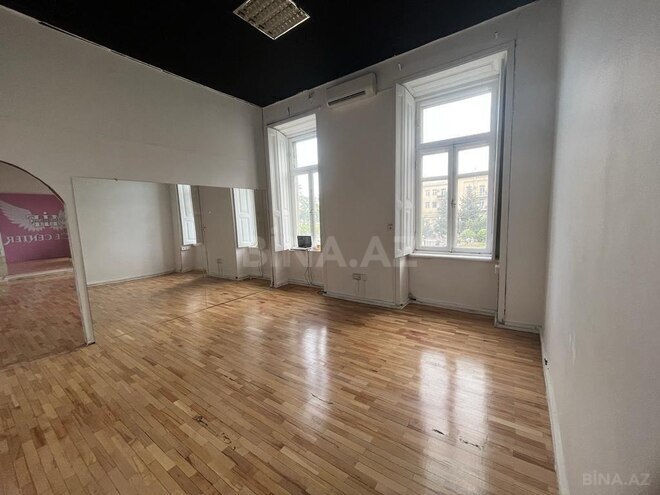 2 otaqlı ofis - 28 May m. - 65 m² (1)