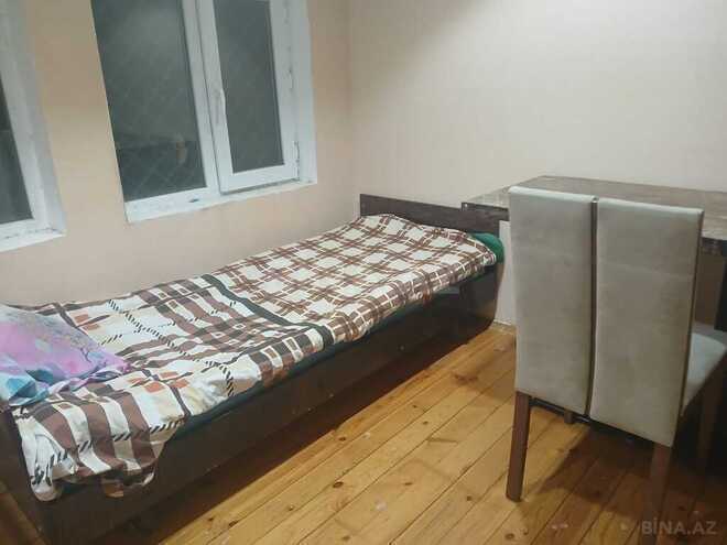 2 otaqlı köhnə tikili - 28 May m. - 90 m² (1)