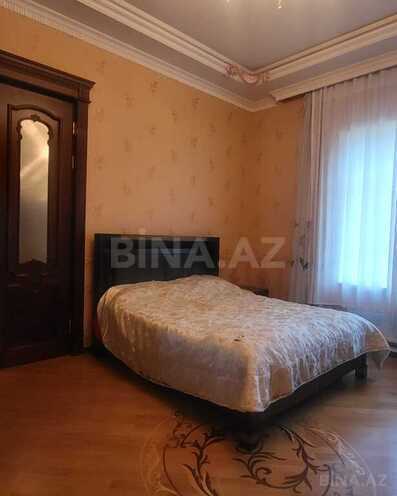 8 otaqlı həyət evi/bağ evi - Mərdəkan q. - 879.4 m² (8)