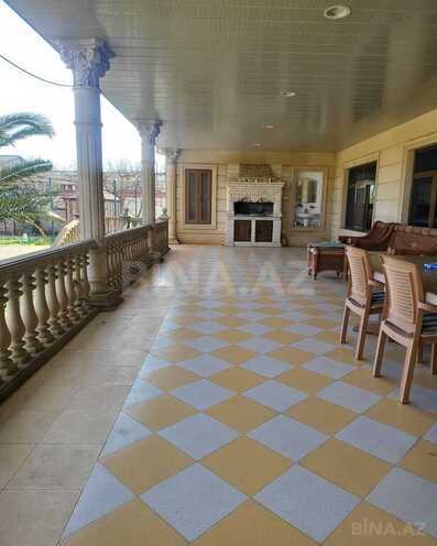 8 otaqlı həyət evi/bağ evi - Mərdəkan q. - 879.4 m² (19)
