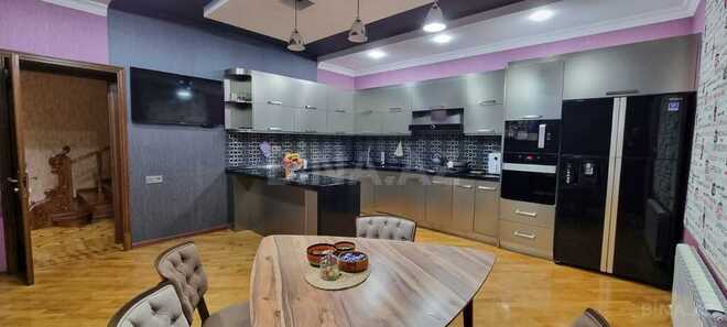 6 otaqlı həyət evi/bağ evi - Bakıxanov q. - 450 m² (18)