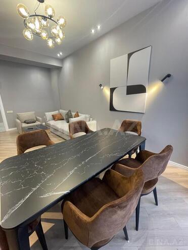 Сдаётся 2-комн. новостройка 110 м², м. Низами, photo 6 from 17