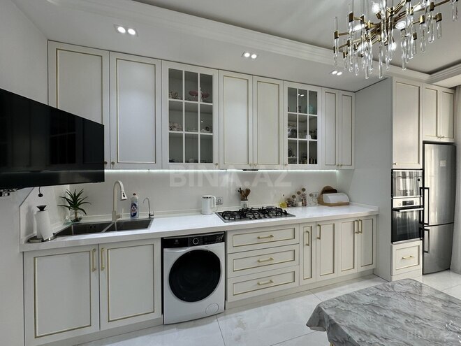 4 otaqlı yeni tikili - 20 Yanvar m. - 150 m² (21)