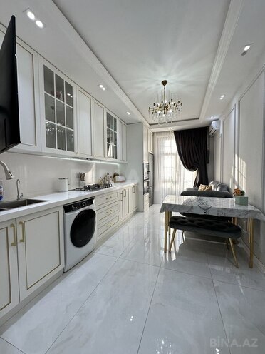 4 otaqlı yeni tikili - 20 Yanvar m. - 150 m² (19)