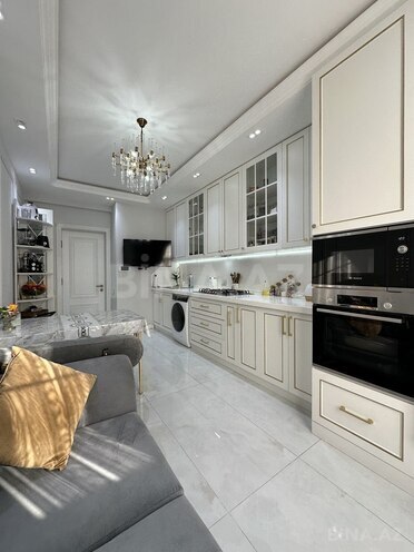 4 otaqlı yeni tikili - 20 Yanvar m. - 150 m² (20)