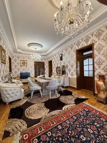 10 otaqlı həyət evi/bağ evi - Nəsimi m. - 550 m² (3)