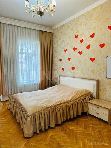 7-комн. дом/дача - пос. Баилова - 450 м² (22)