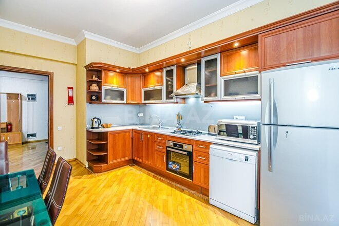 3 otaqlı yeni tikili - 28 May m. - 140 m² (23)