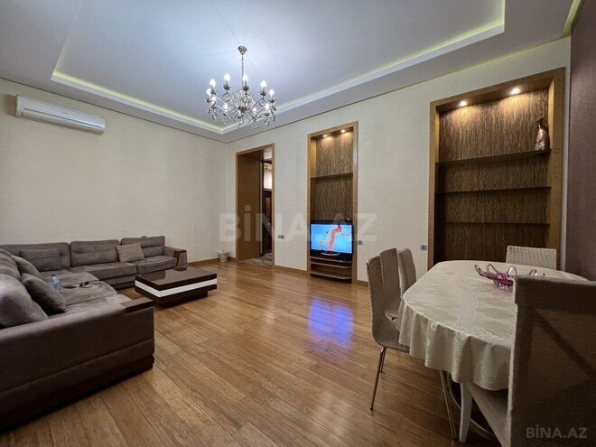 3-комн. вторичка - м. Сахил - 120 м² (3)