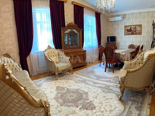 Satılır 7 otaqlı həyət evi/bağ evi 350 m², M.Ə.Rəsulzadə q., photo 11 from 24