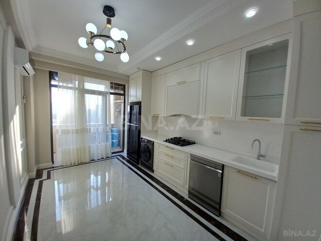 3-комн. новостройка - м. Нариман Нариманов - 131 м² (1)