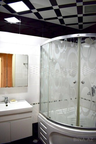 3 otaqlı yeni tikili - 8 Noyabr m. - 140 m² (14)