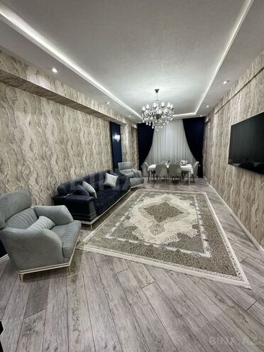 3 otaqlı yeni tikili - İnşaatçılar m. - 153 m² (3)