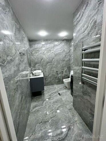 3 otaqlı yeni tikili - İnşaatçılar m. - 153 m² (16)