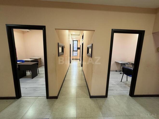 Obyekt - İnşaatçılar m. - 450 m² (19)