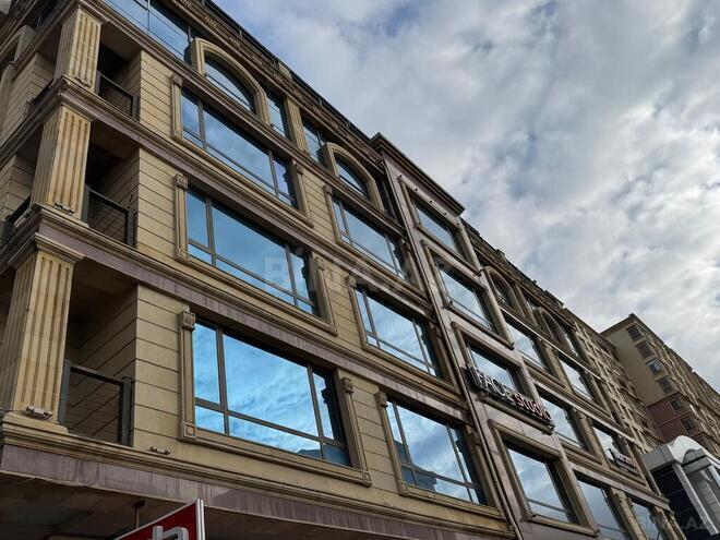 Obyekt - İnşaatçılar m. - 450 m² (29)