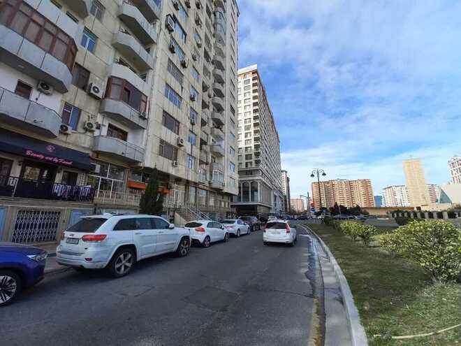 Obyekt - Yasamal r. - 2200 m² (1)