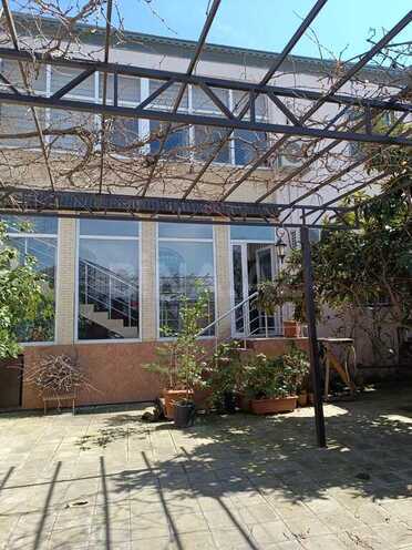 6 otaqlı həyət evi/bağ evi - Əhmədli m. - 200 m² (1)