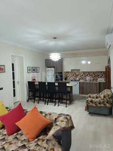 6 otaqlı həyət evi/bağ evi - Əhmədli m. - 200 m² (4)