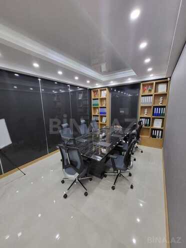 3-комн. офис - Наримановский  р. - 180 м² (3)