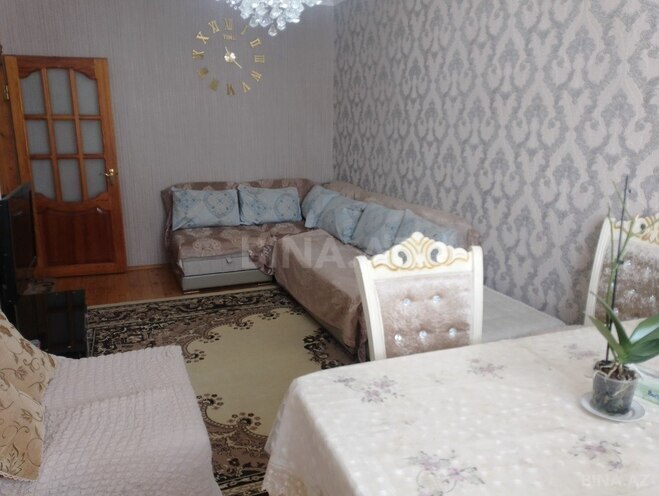3 otaqlı köhnə tikili - Massiv D q. - 80 m² (7)