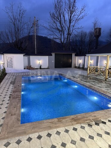 4 otaqlı həyət evi/bağ evi - Qəbələ - 180 m² (22)