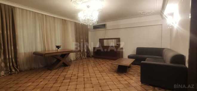 2 otaqlı köhnə tikili - Nəsimi r. - 100 m² (1)
