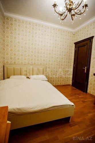 5 otaqlı həyət evi/bağ evi - Badamdar q. - 400 m² (10)