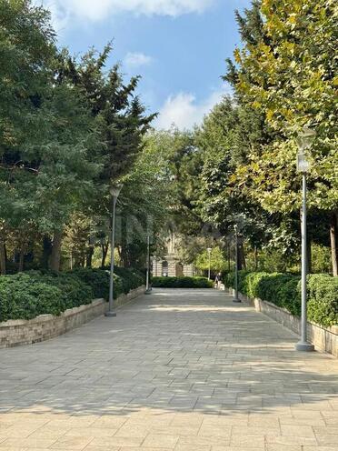 Satılır 5 otaqlı köhnə tikili 110 m², Nərimanov r., photo 13 from 18