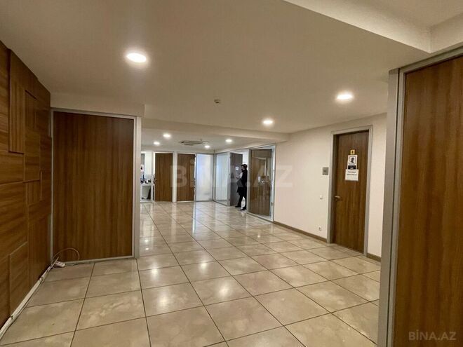 20 otaqlı ofis - Elmlər Akademiyası m. - 1650 m² (16)