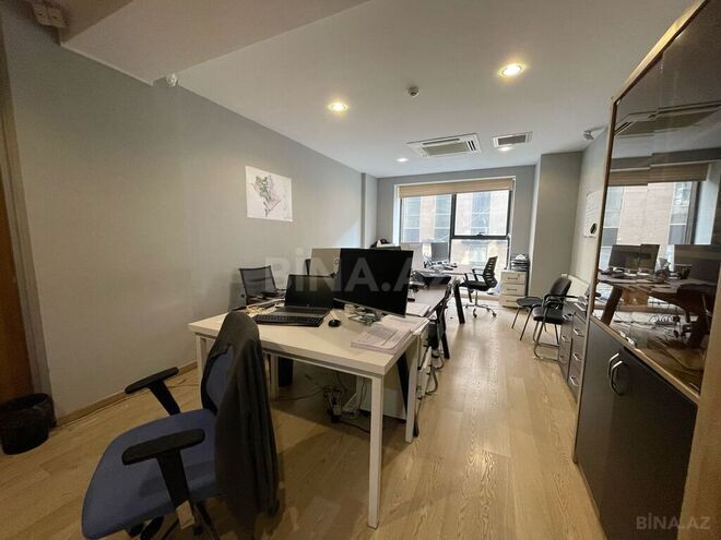 20 otaqlı ofis - Elmlər Akademiyası m. - 1650 m² (7)