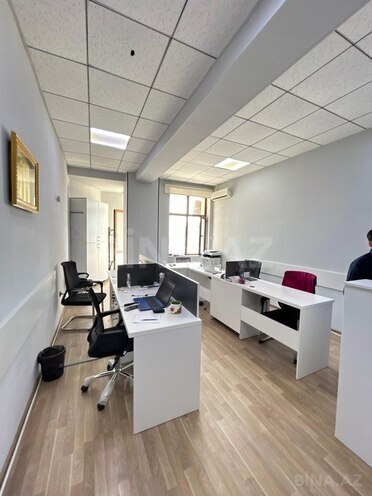 10 otaqlı ofis - 28 May m. - 400 m² (3)