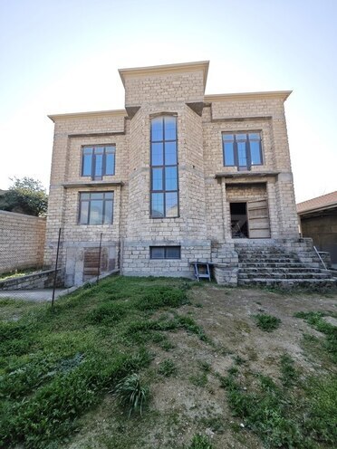 7 otaqlı həyət evi/bağ evi - Bakıxanov q. - 500 m² (1)