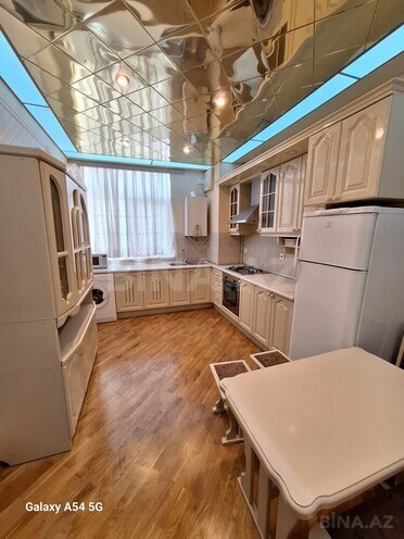 3-комн. новостройка - м. 28 мая - 120 м² (7)