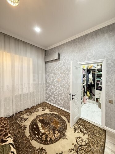 4 otaqlı həyət evi/bağ evi - Şüvəlan q. - 160 m² (20)