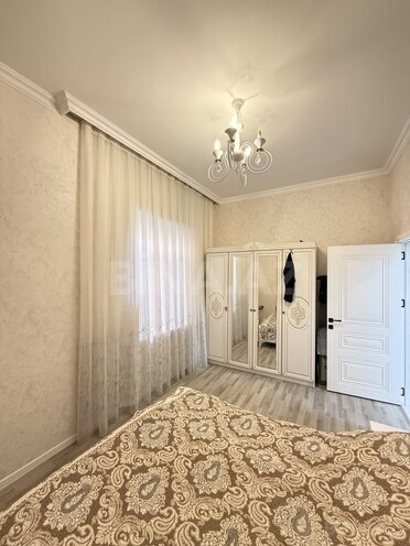 4 otaqlı həyət evi/bağ evi - Şüvəlan q. - 160 m² (21)