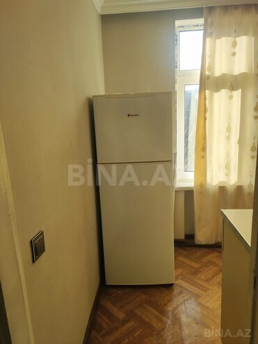 1 otaqlı köhnə tikili - İnşaatçılar m. - 40 m² (3)