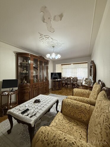 6-комн. вторичка - м. Нефтчиляр - 150 м² (1)