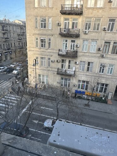 1-комн. вторичка - м. Сахил - 35 м² (13)