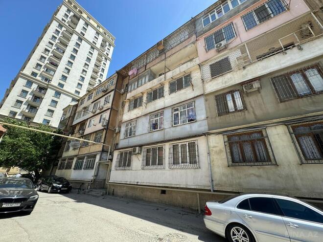 4-комн. вторичка - м. Элмляр Академиясы - 100 м² (18)