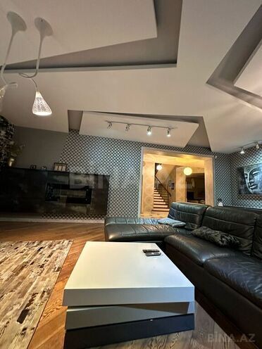 6 otaqlı həyət evi/bağ evi - Şüvəlan q. - 400 m² (12)