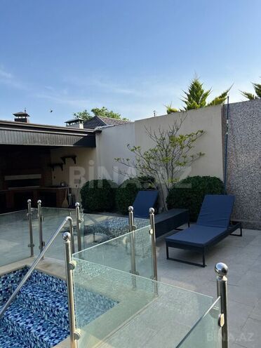6 otaqlı həyət evi/bağ evi - Şüvəlan q. - 400 m² (13)