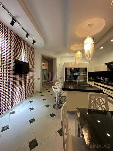 6 otaqlı həyət evi/bağ evi - Şüvəlan q. - 400 m² (11)