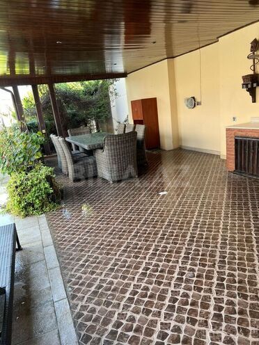 6 otaqlı həyət evi/bağ evi - Şüvəlan q. - 400 m² (27)