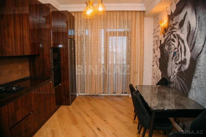 3 otaqlı yeni tikili - 8 Noyabr m. - 160 m² (8)
