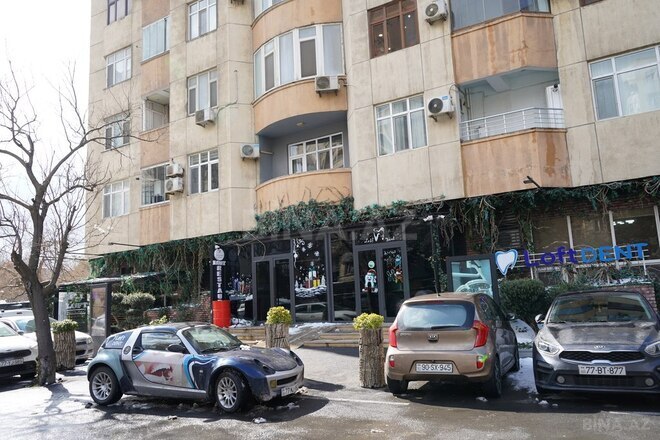 Объект - м. Элмляр Академиясы - 1500 м² (3)