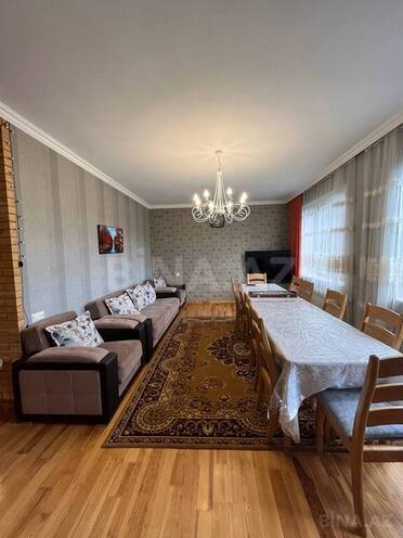 6 otaqlı həyət evi/bağ evi - Qəbələ - 280 m² (10)